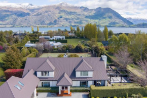 BEAC264 - Wanaka Spa Family Retreat